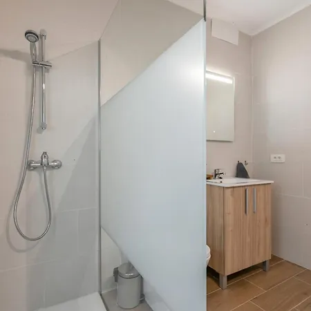 Apartment El Hogar De Ireneo A *