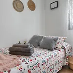El Hogar De Ireneo A *